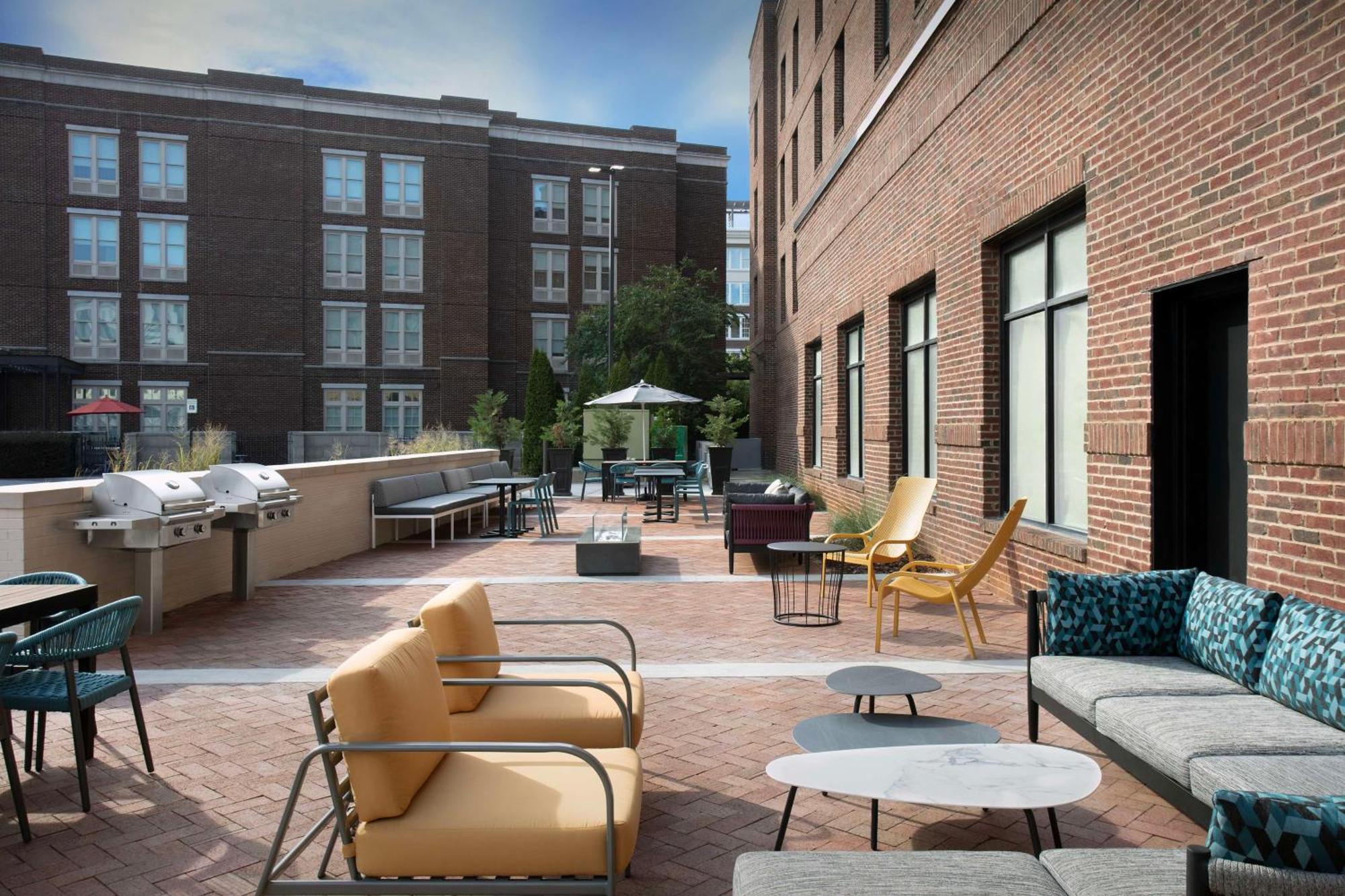 Home2 Suites By Hilton Huntsville Village Of Providence 外观 照片
